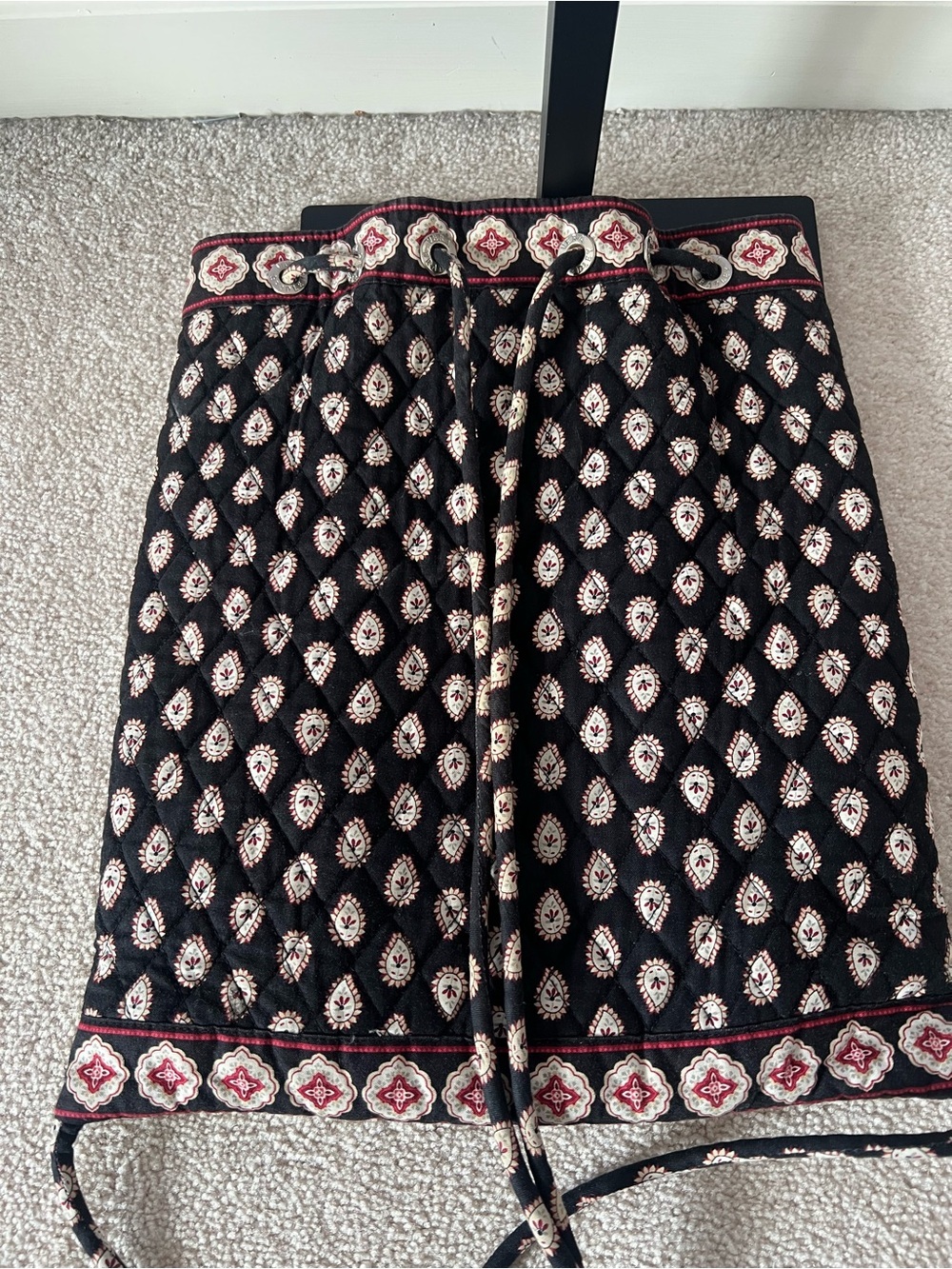 Vera Bradley Black Quilted Drawstring Bag - Picture 4 of 6